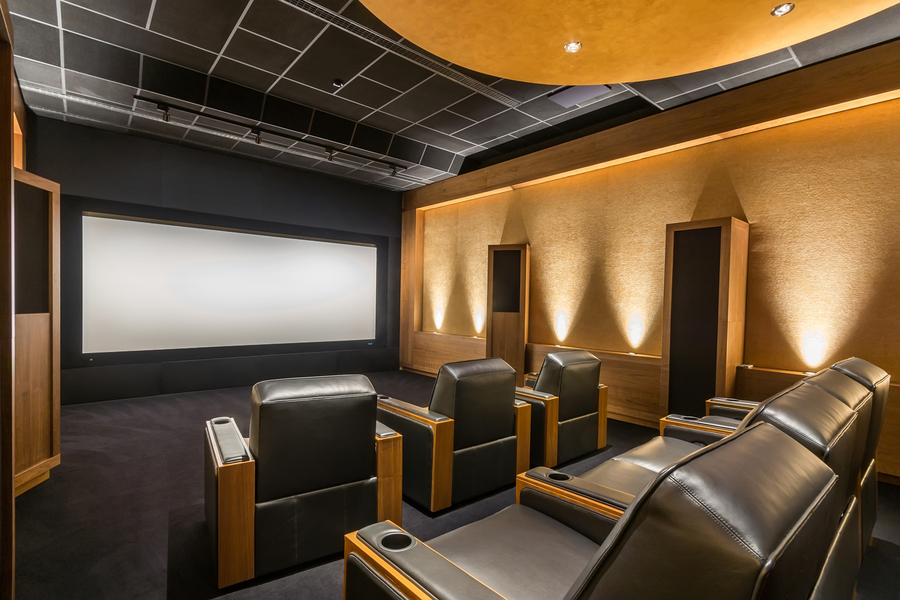3 Reasons to Incorporate Home Theater Design into Your Builds 